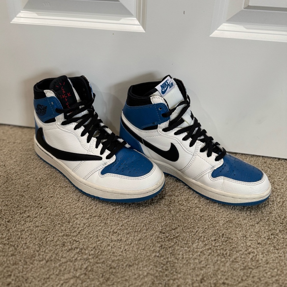 Travis Scott x Fragment Nike shoes size 7